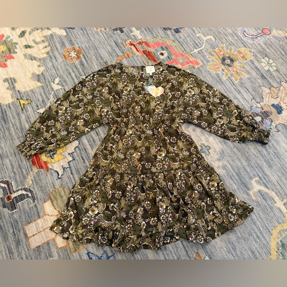 NWT Girl’s Hayden L/S Smocked Floral MIDI Dress Size Large